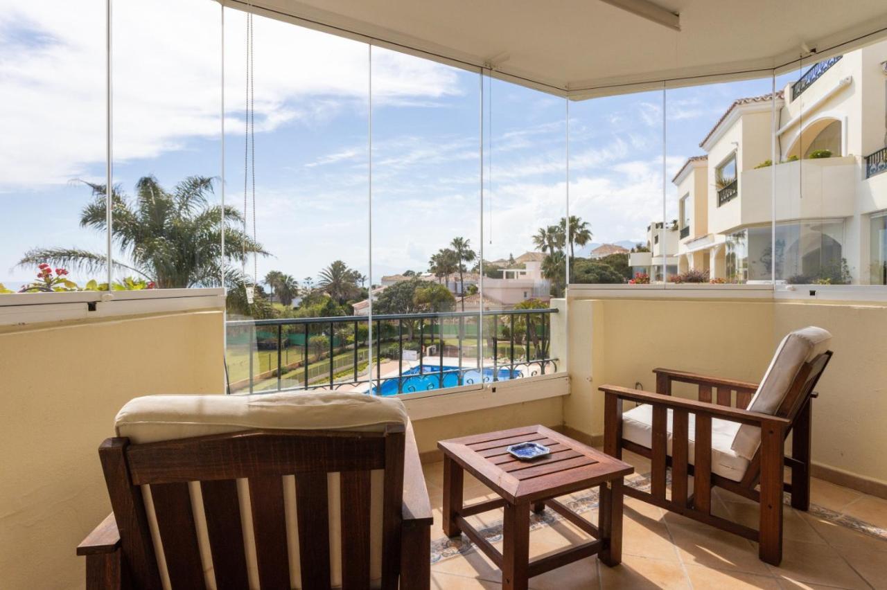 Homeforguest Front Line Beach Apartment In Hacienda Playa 마르베야 외부 사진