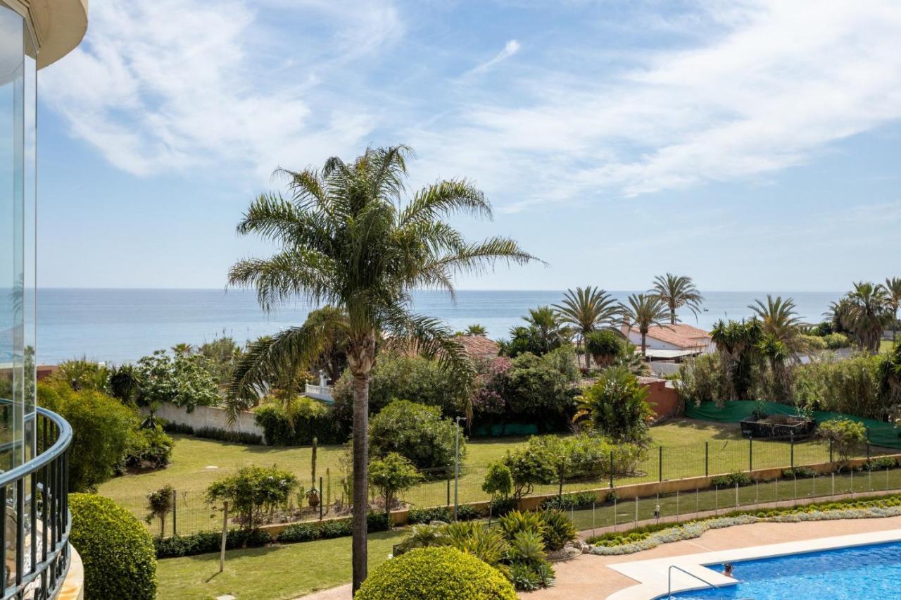 Homeforguest Front Line Beach Apartment In Hacienda Playa 마르베야 외부 사진