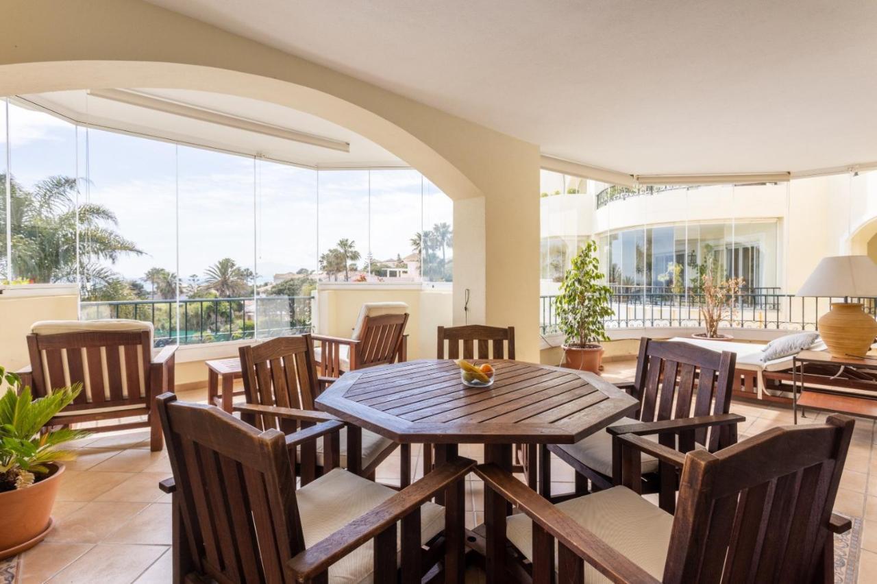 Homeforguest Front Line Beach Apartment In Hacienda Playa 마르베야 외부 사진